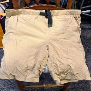 Mens The North Face dri fit shorts